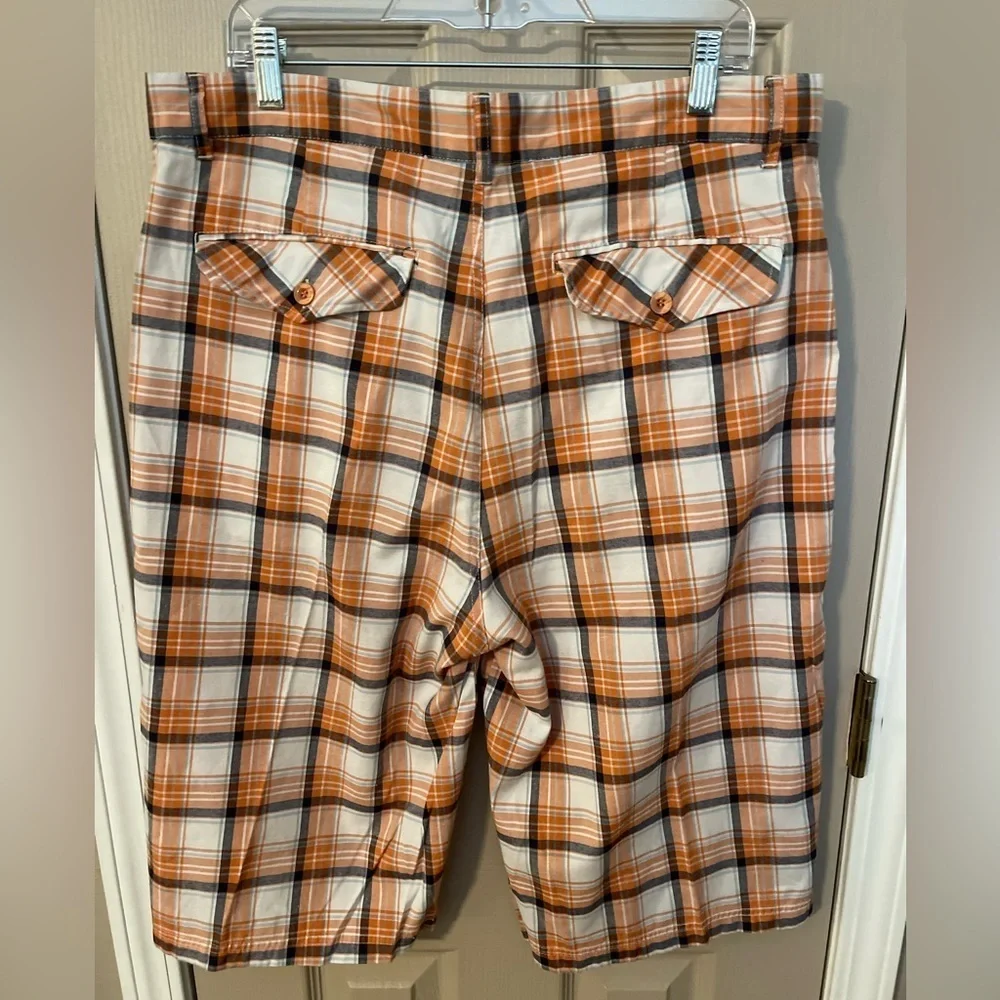 North 15 men’s orange/navy plaid hip hop streetwear 5 pocket long shorts. Sz 38